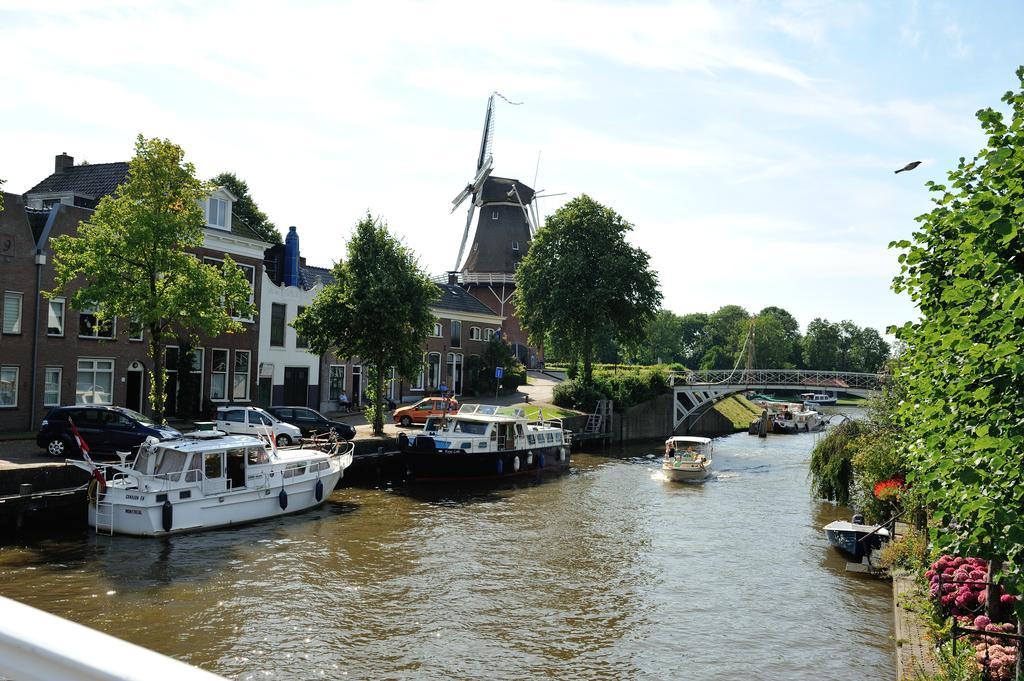 Stadslogement Kleindiep Dokkum Buitenkant foto